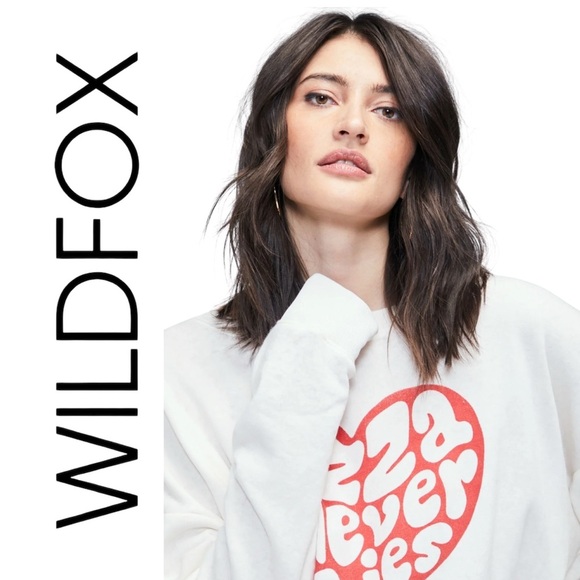 WILDFOX Pizza Never Lies Roadtrip Oversized Sweatshirt Women Size L NWT - Picture 1 of 16